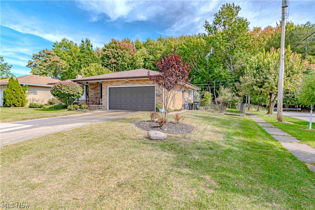 6541 Fairweather Drive Middleburg Heights OH 44130