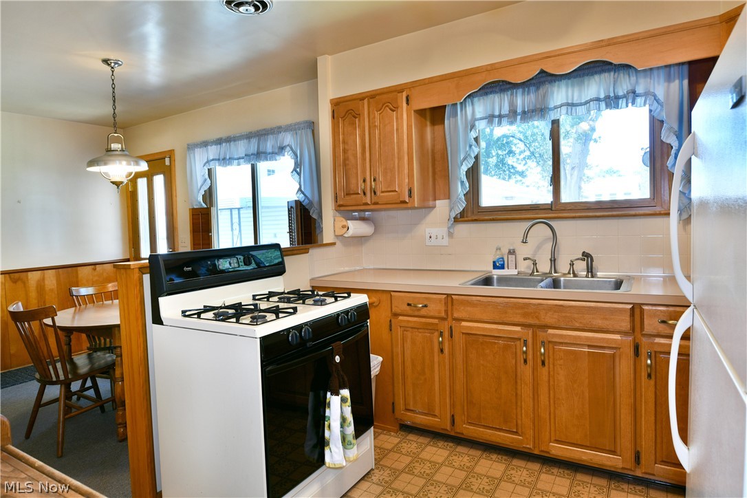 3985 Valacamp Avenue SE Warren OH 44484