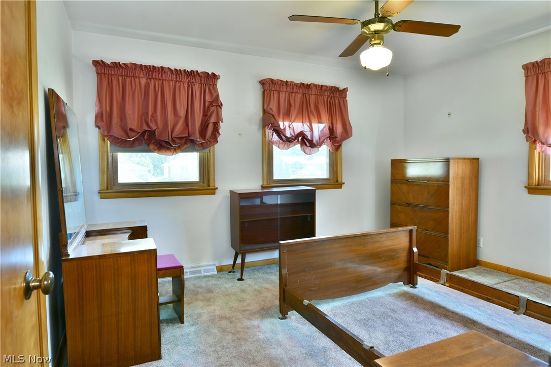 3985 Valacamp Avenue SE Warren OH 44484