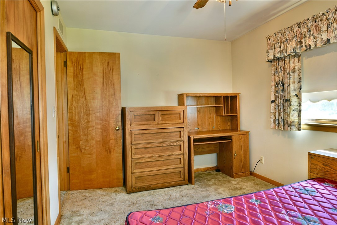 3985 Valacamp Avenue SE Warren OH 44484