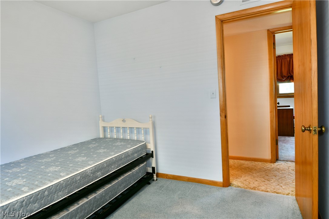3985 Valacamp Avenue SE Warren OH 44484