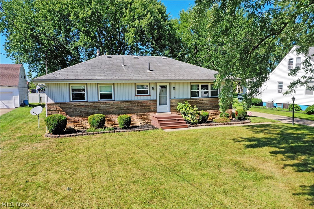3985 Valacamp Avenue SE Warren OH 44484