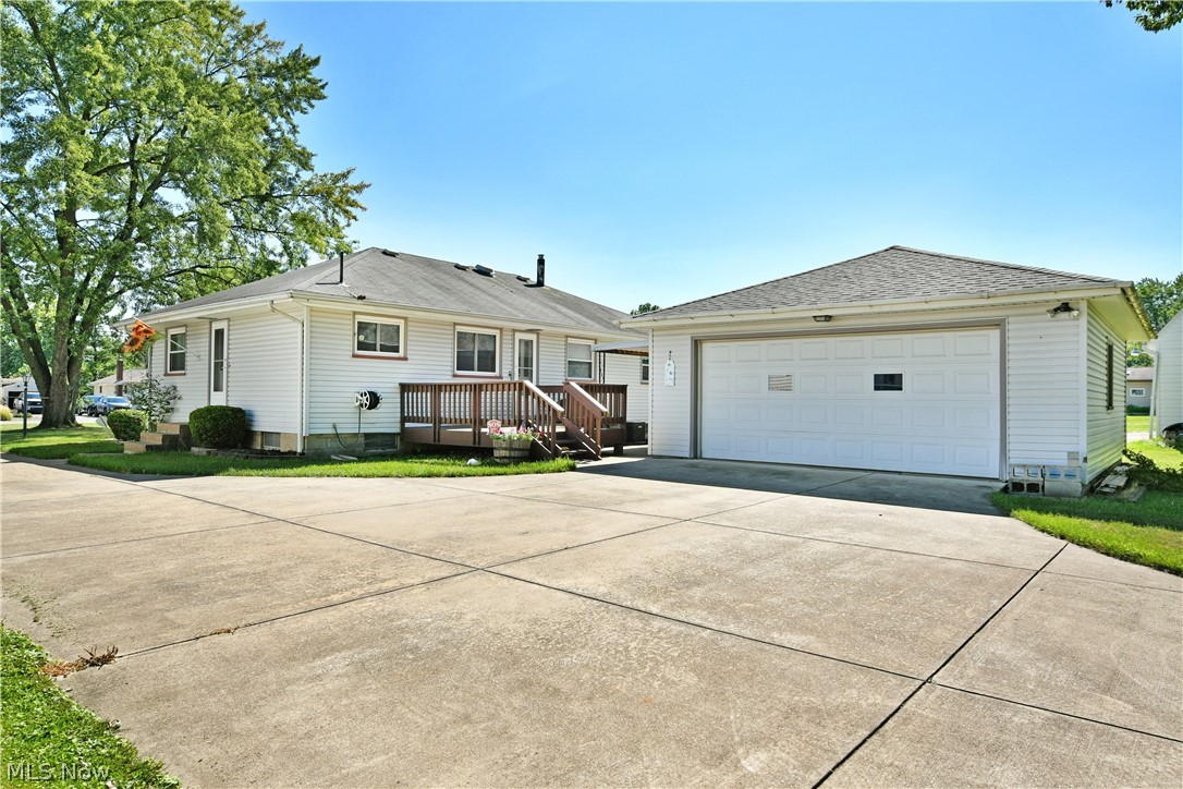 3985 Valacamp Avenue SE Warren OH 44484
