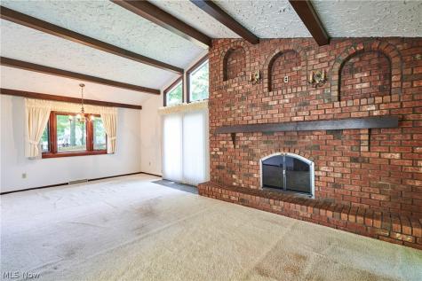 1170 N Plainview Drive Copley OH 44321