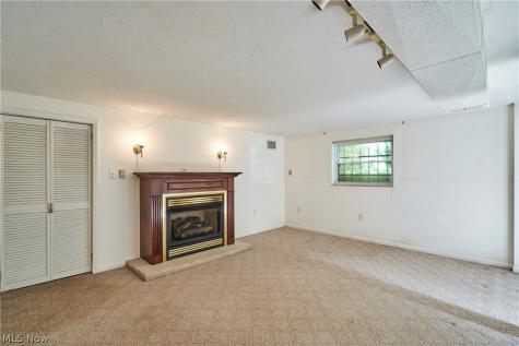 1170 N Plainview Drive Copley OH 44321
