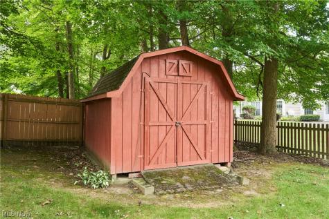1170 N Plainview Drive Copley OH 44321