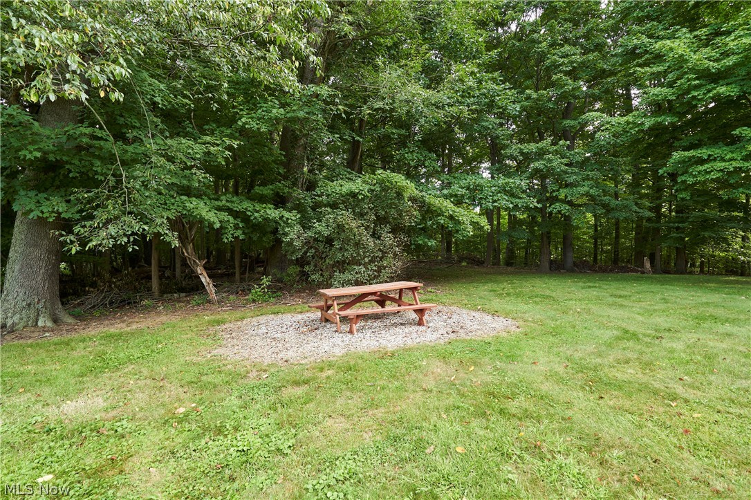 1170 N Plainview Drive Copley OH 44321
