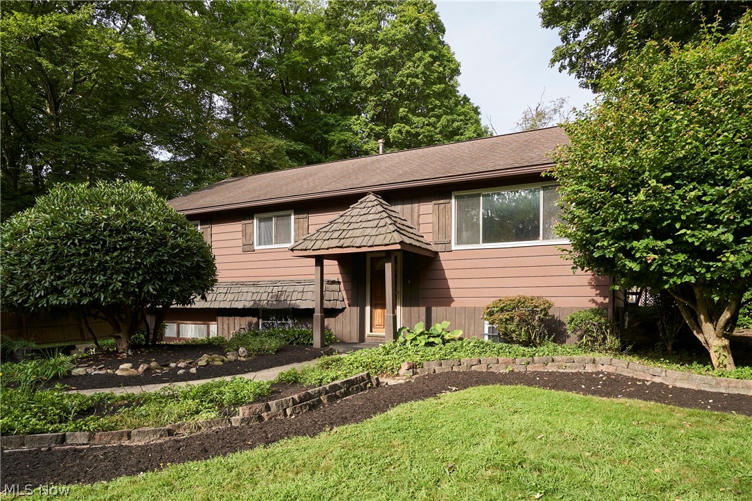 1170 N Plainview Drive Copley OH 44321