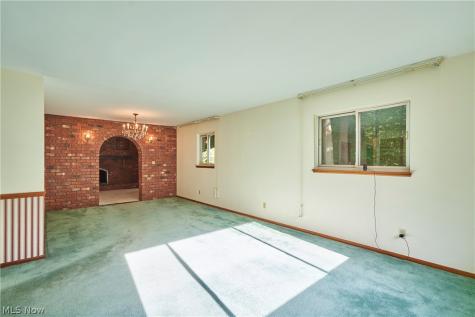 1170 N Plainview Drive Copley OH 44321