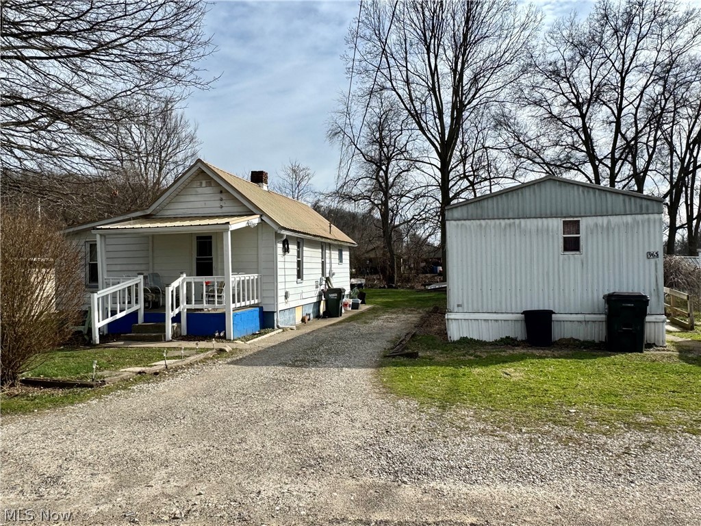969 Linn Street Coshocton OH 43812
