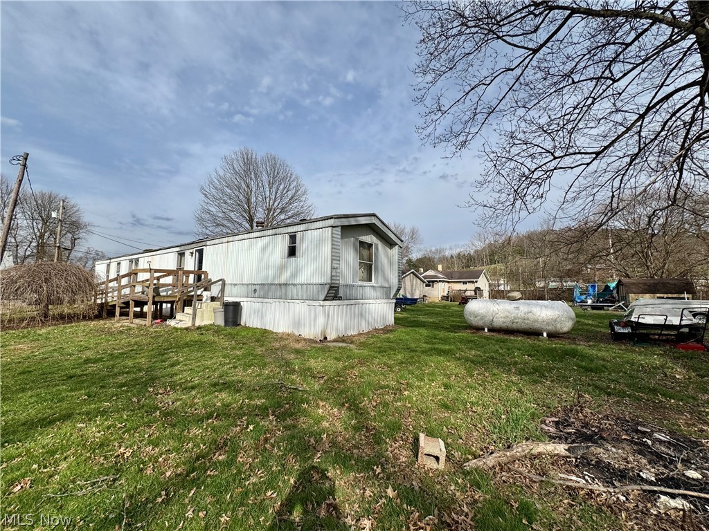 969 Linn Street Coshocton OH 43812