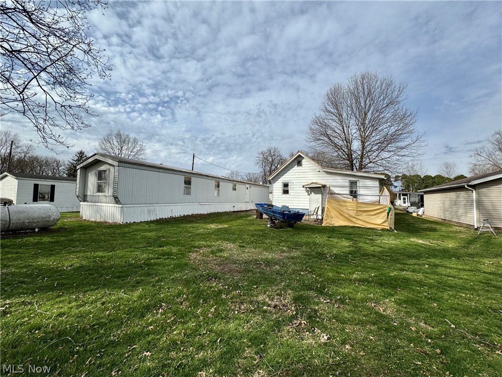 969 Linn Street Coshocton OH 43812