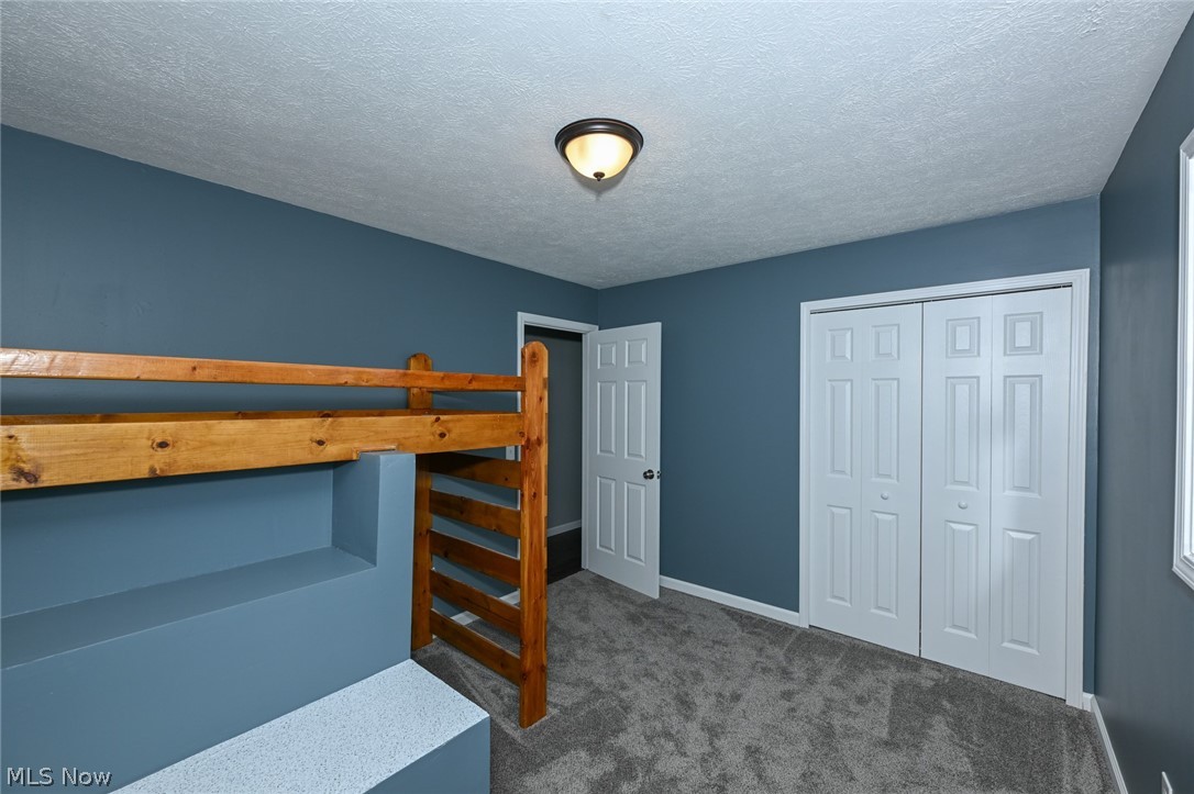 147 Pine Street Creston OH 44217