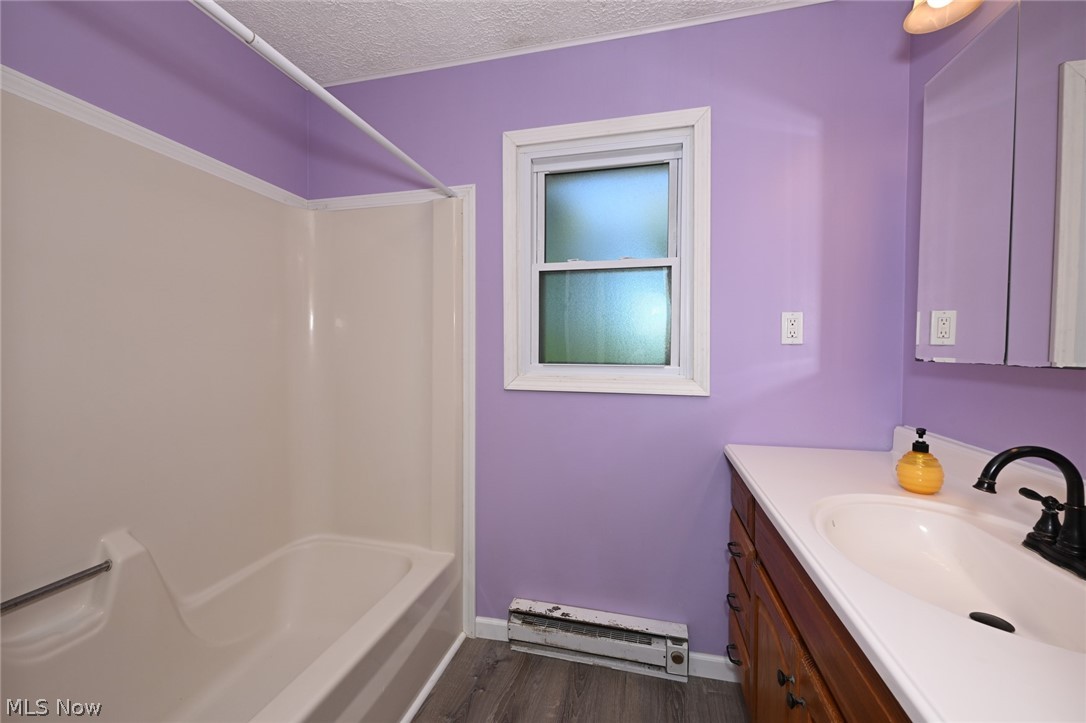 147 Pine Street Creston OH 44217