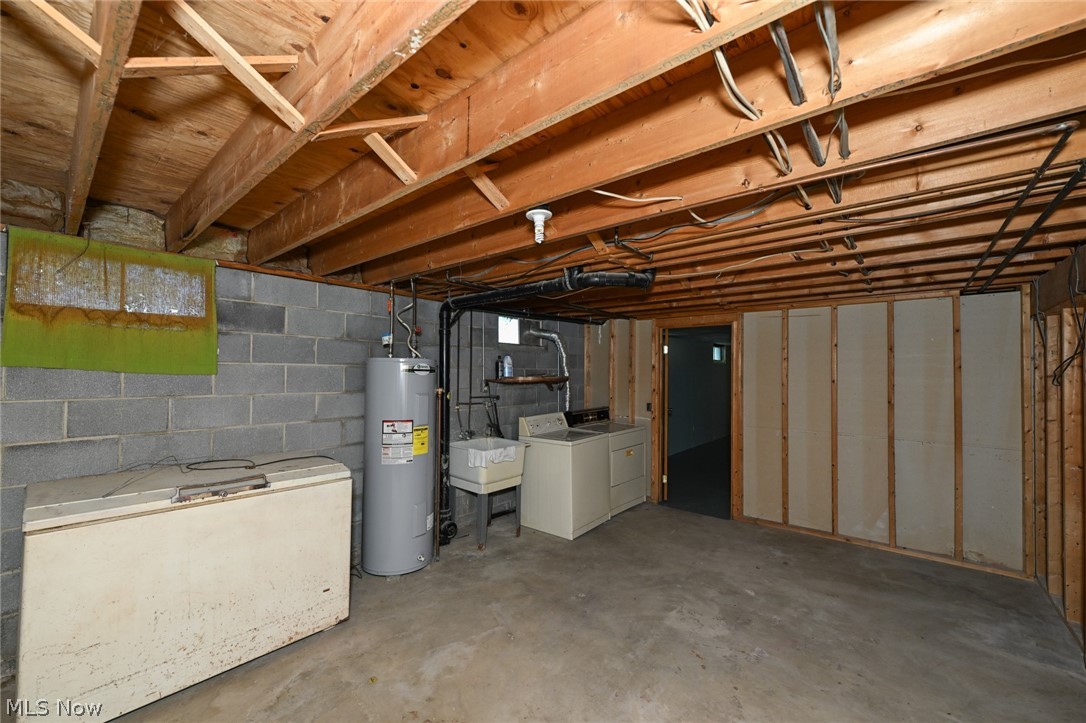 147 Pine Street Creston OH 44217