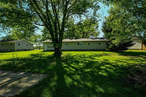 147 Pine Street Creston OH 44217