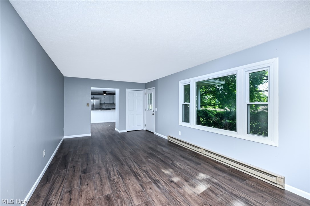 147 Pine Street Creston OH 44217