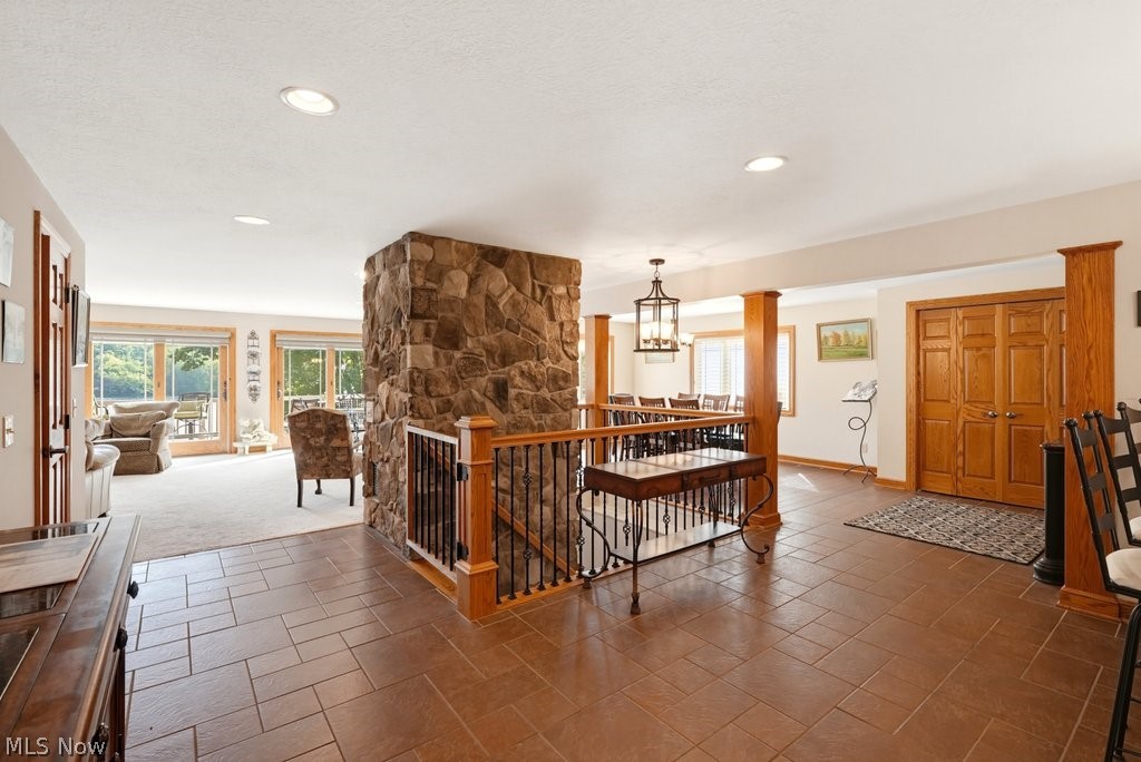 338 W Mohawk Drive Malvern OH 44644