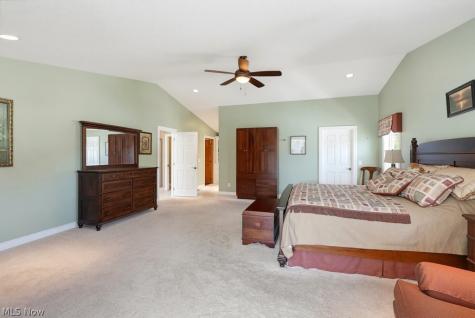 338 W Mohawk Drive Malvern OH 44644