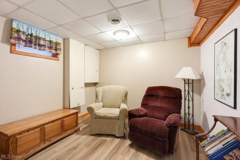 338 W Mohawk Drive Malvern OH 44644