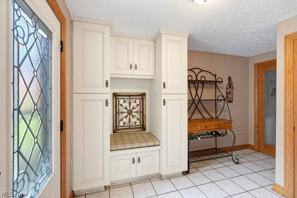 338 W Mohawk Drive Malvern OH 44644