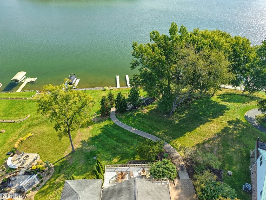 338 W Mohawk Drive Malvern OH 44644