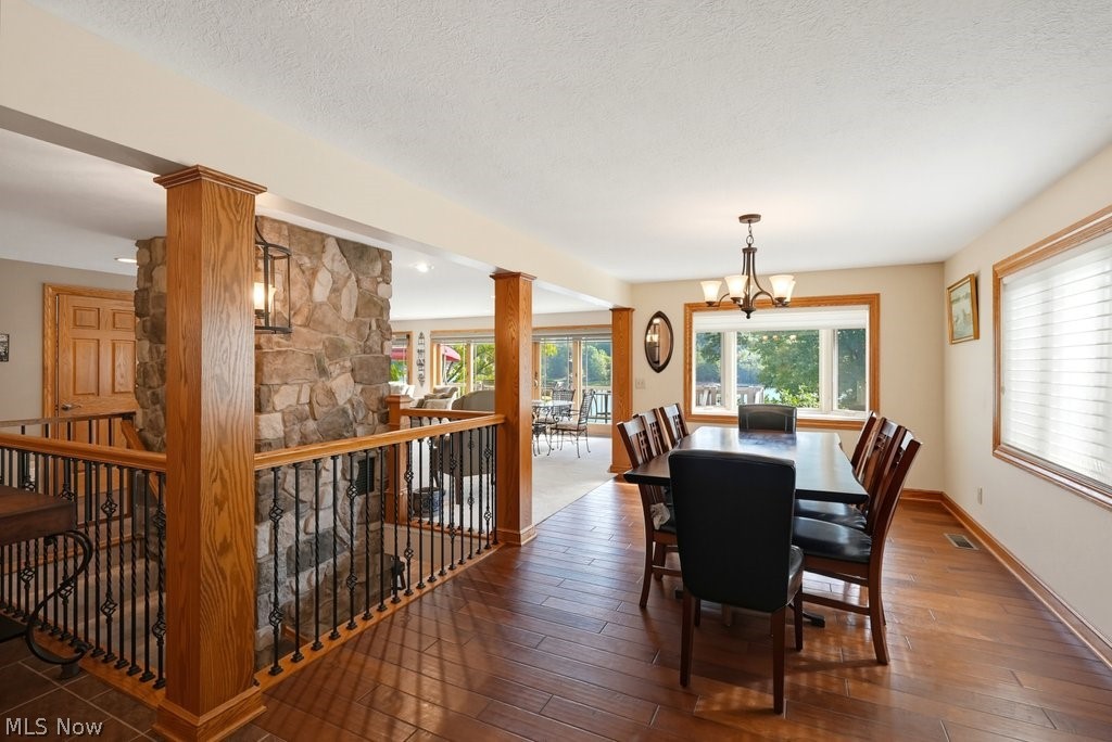 338 W Mohawk Drive Malvern OH 44644