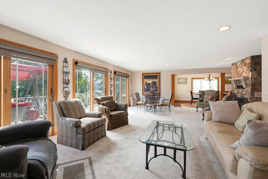 338 W Mohawk Drive Malvern OH 44644