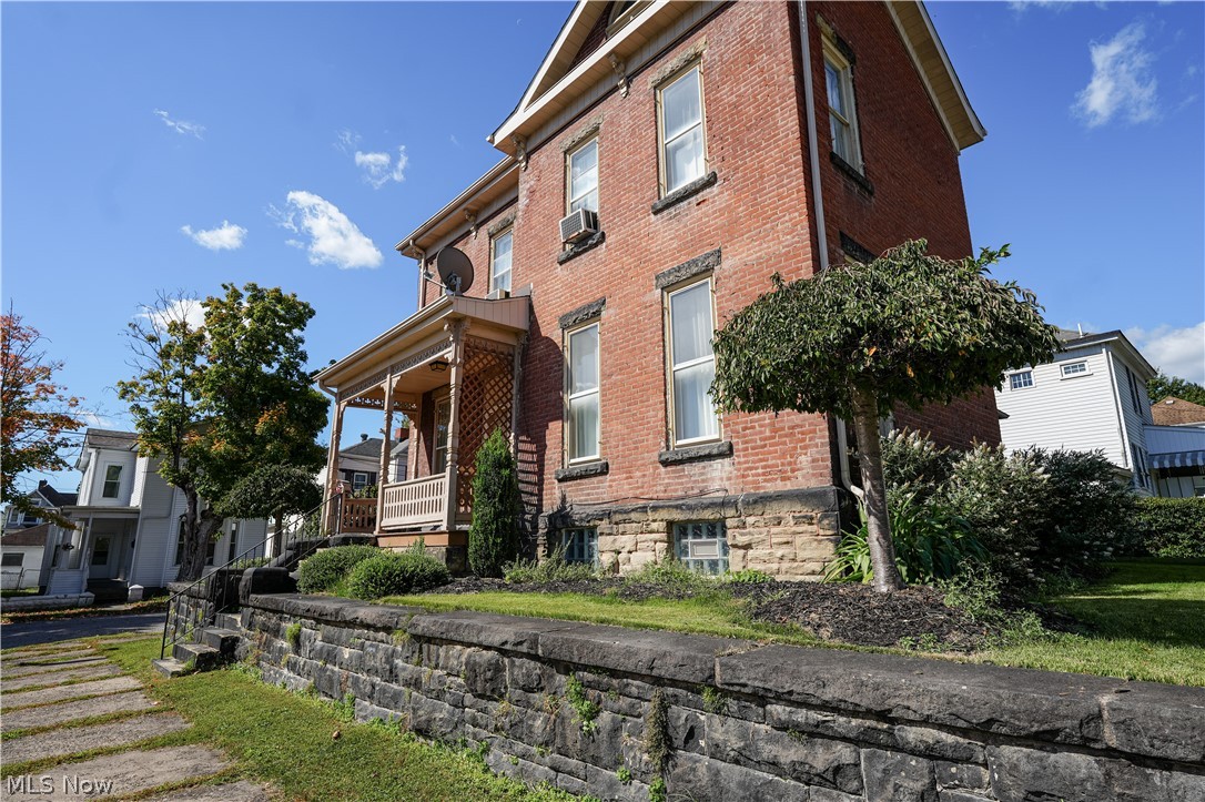 201 N 7th Street Martins Ferry OH 43935