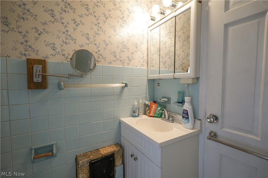 201 N 7th Street Martins Ferry OH 43935