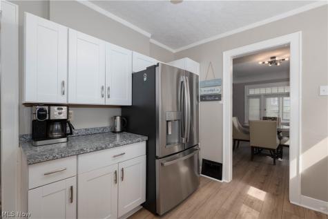 366 Palm Avenue Akron OH 44301