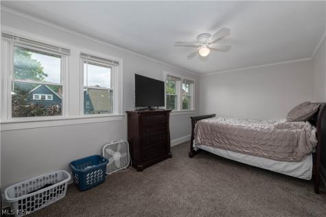 366 Palm Avenue Akron OH 44301