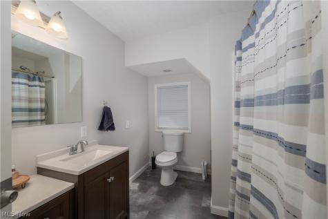 366 Palm Avenue Akron OH 44301