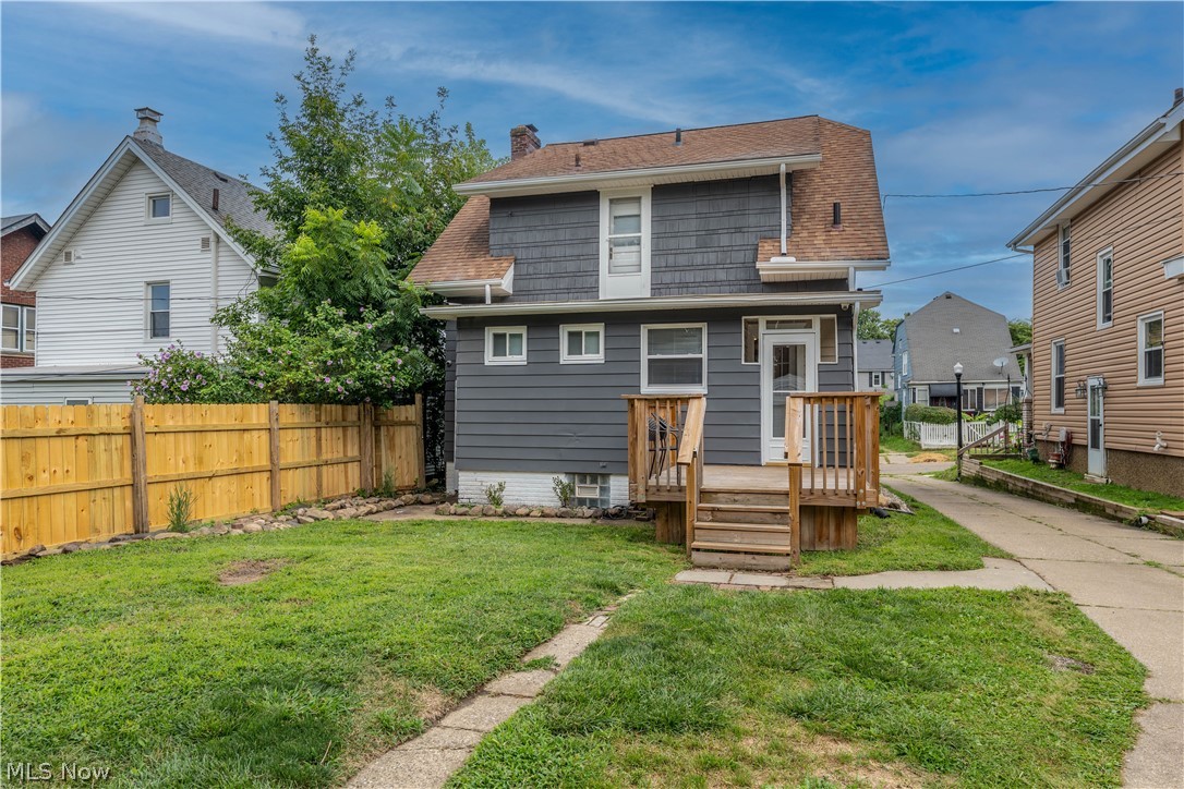 366 Palm Avenue Akron OH 44301