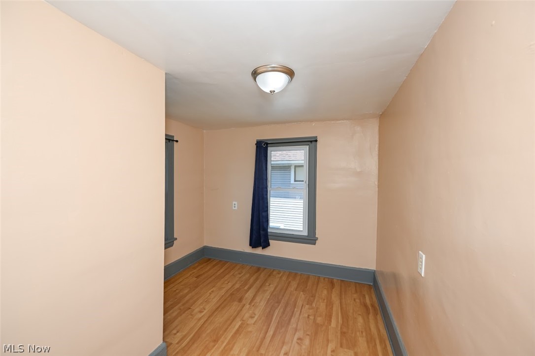 980 Neptune Avenue Akron OH 44301