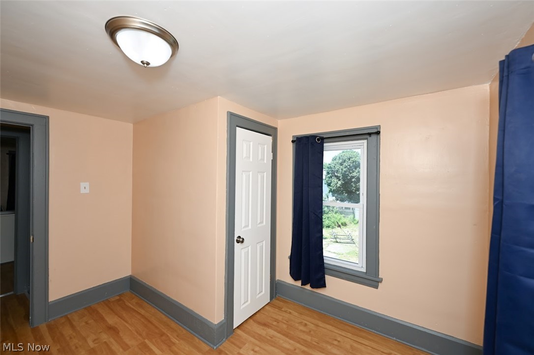 980 Neptune Avenue Akron OH 44301