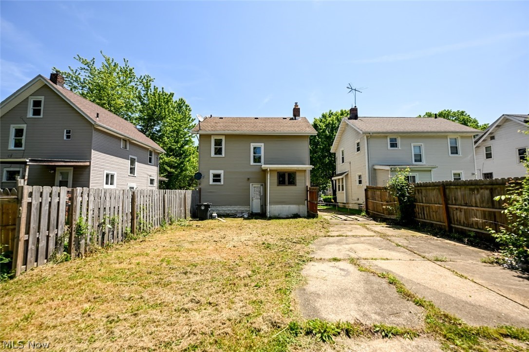 980 Neptune Avenue Akron OH 44301