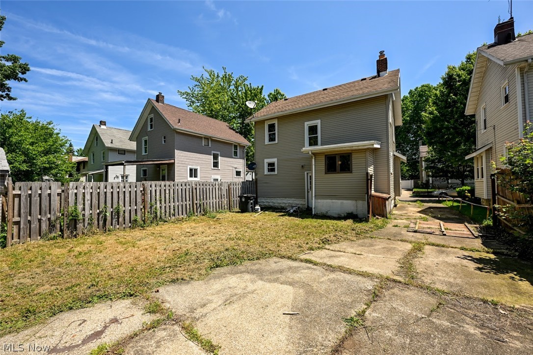 980 Neptune Avenue Akron OH 44301