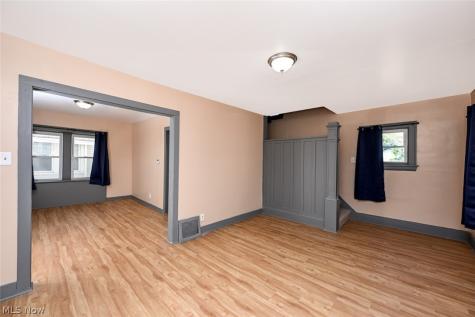 980 Neptune Avenue Akron OH 44301