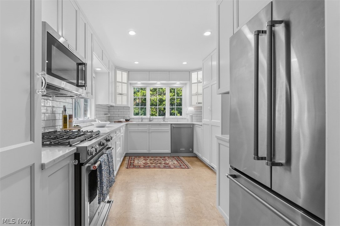 2748 Belvoir Boulevard Shaker Heights OH 44122