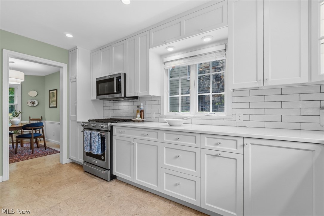 2748 Belvoir Boulevard Shaker Heights OH 44122