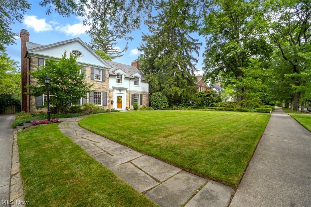 2748 Belvoir Boulevard Shaker Heights OH 44122