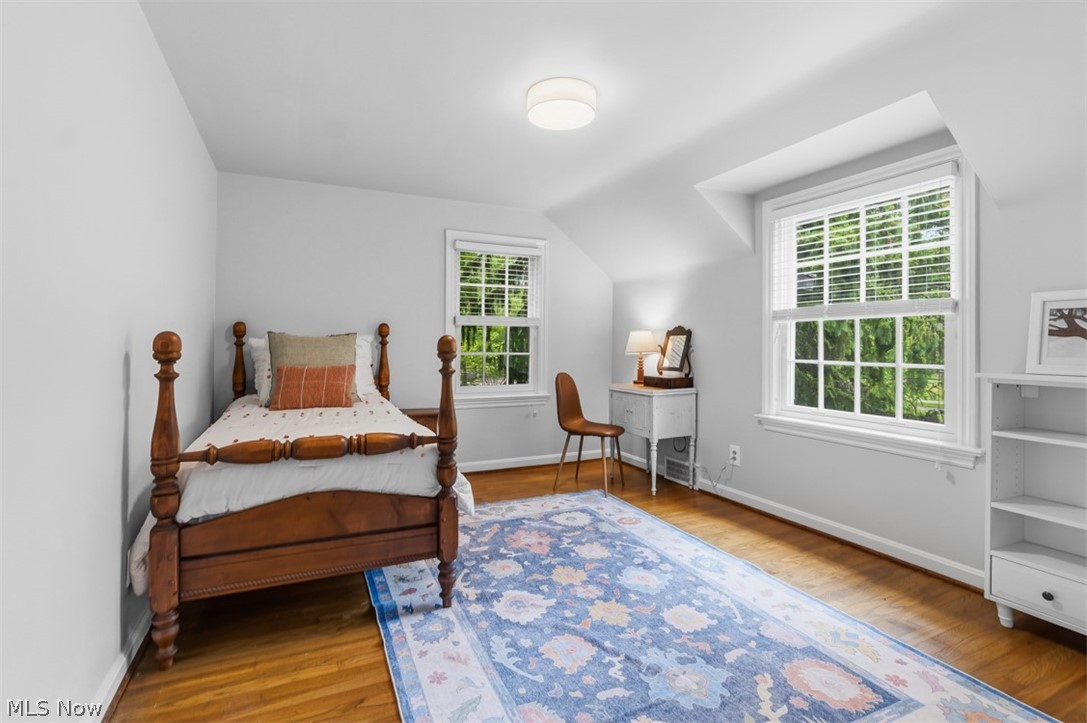 2748 Belvoir Boulevard Shaker Heights OH 44122