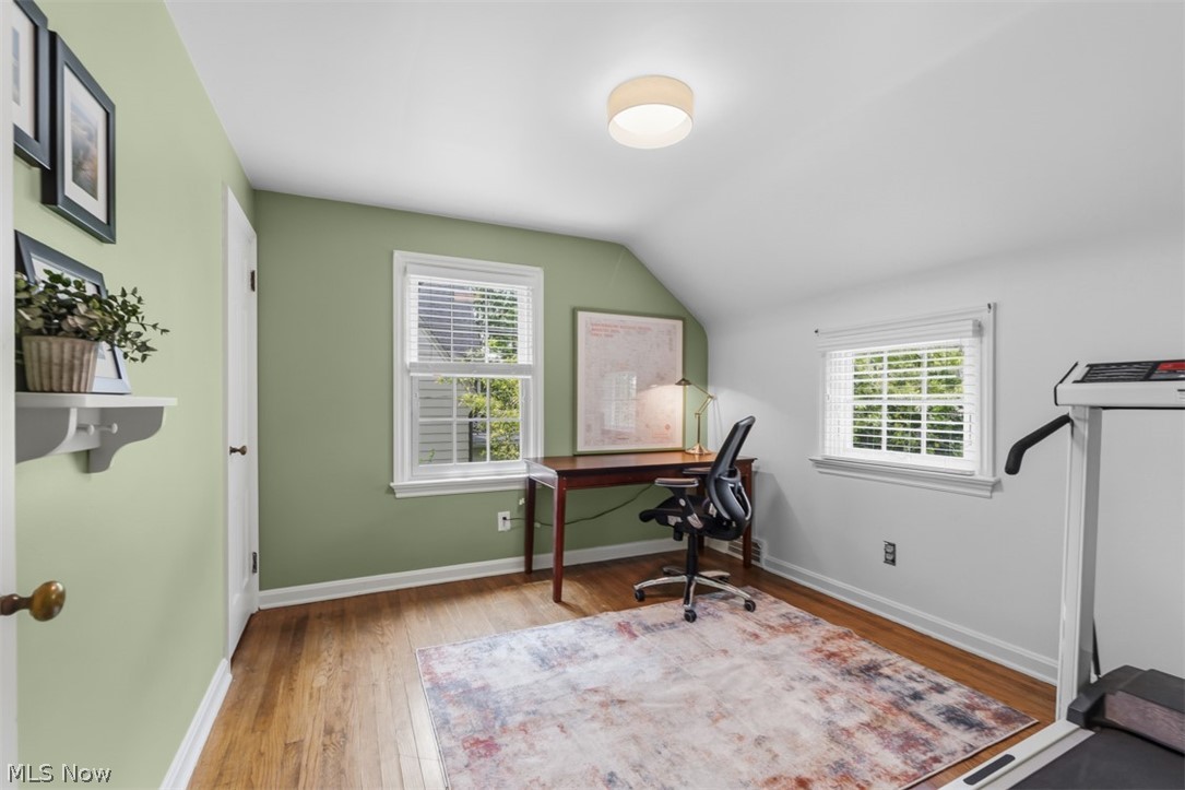 2748 Belvoir Boulevard Shaker Heights OH 44122