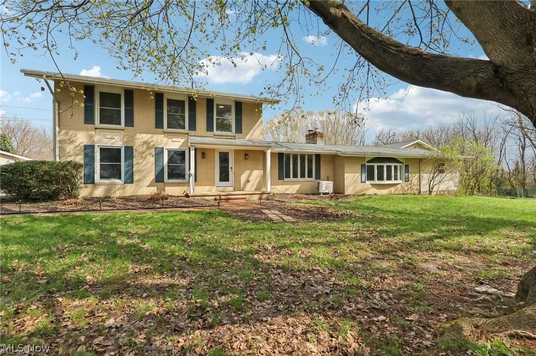 1220 Ben Fulton Avenue NW North Lawrence OH 44666