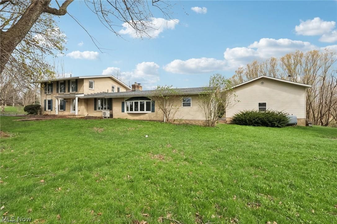 1220 Ben Fulton Avenue NW North Lawrence OH 44666