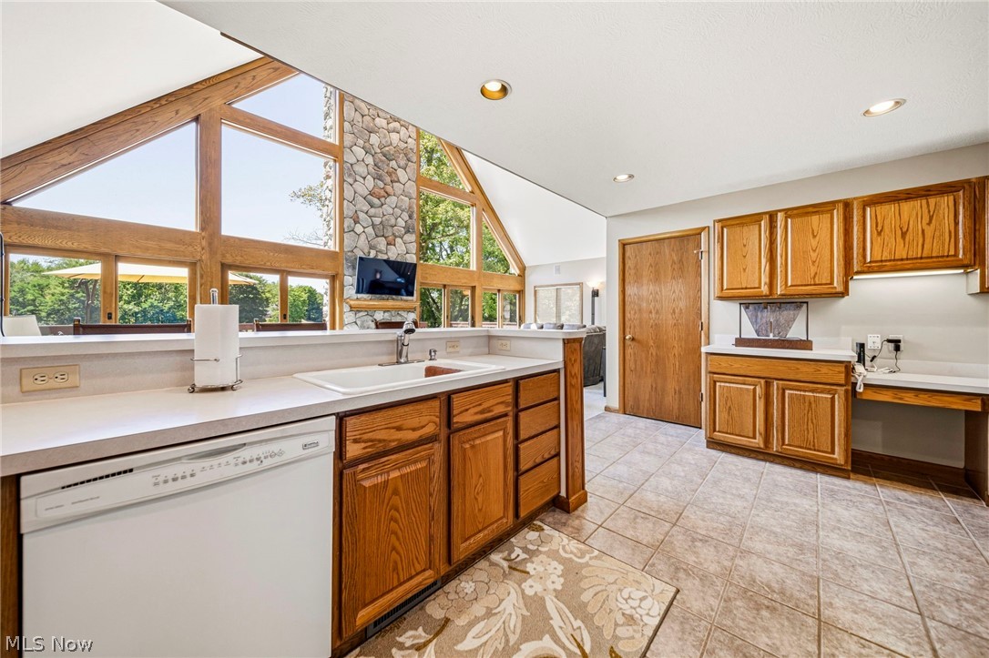 1452 Lake Vue Drive Roaming Shores OH 44085
