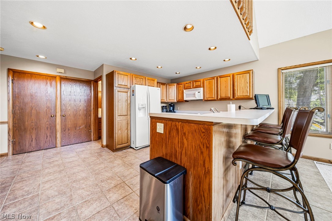 1452 Lake Vue Drive Roaming Shores OH 44085
