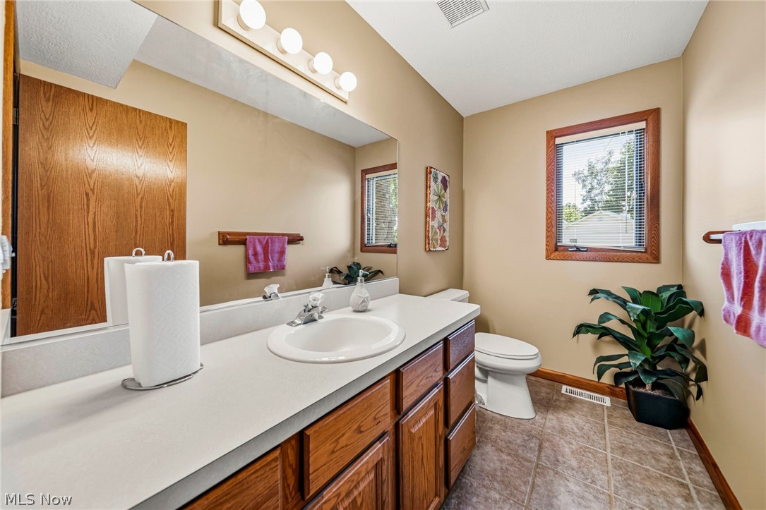 1452 Lake Vue Drive Roaming Shores OH 44085