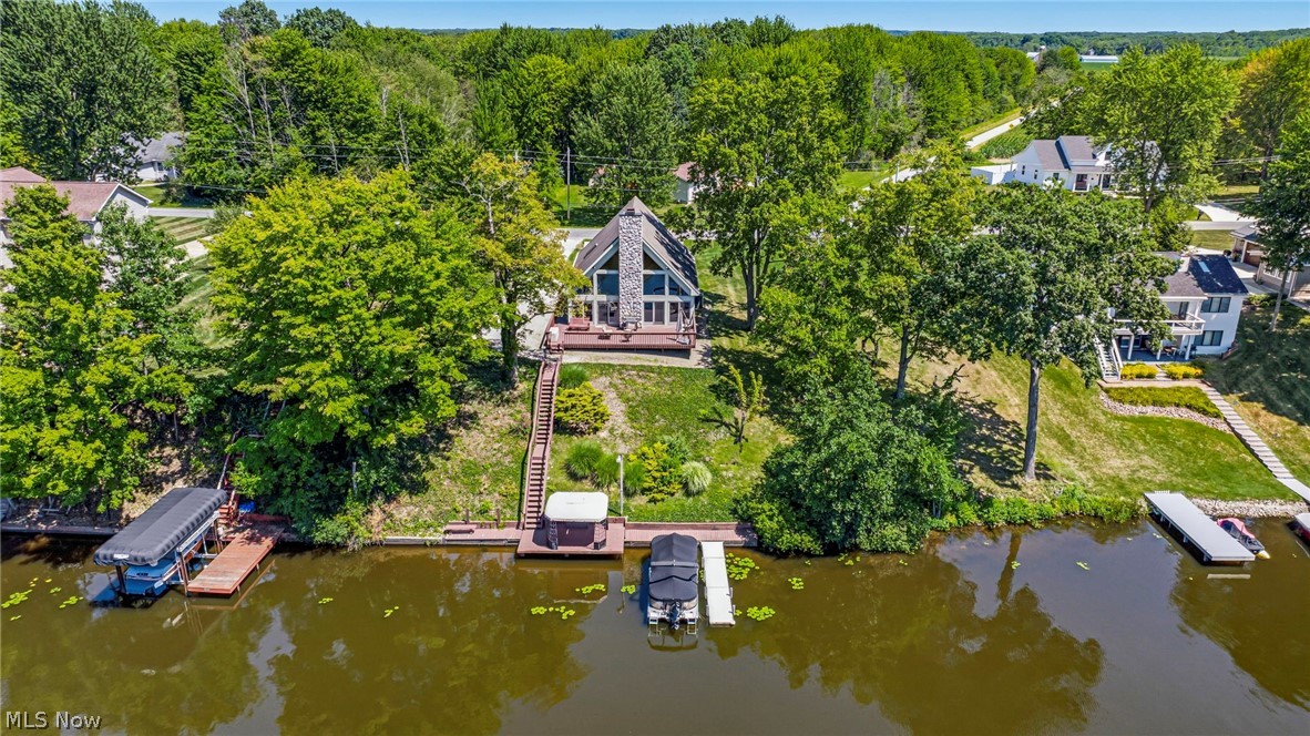 1452 Lake Vue Drive Roaming Shores OH 44085